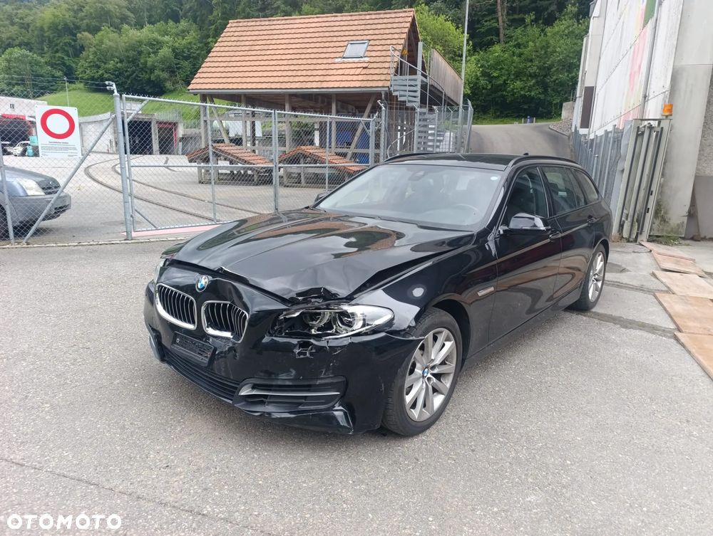 BMW Seria 5 528i - 4