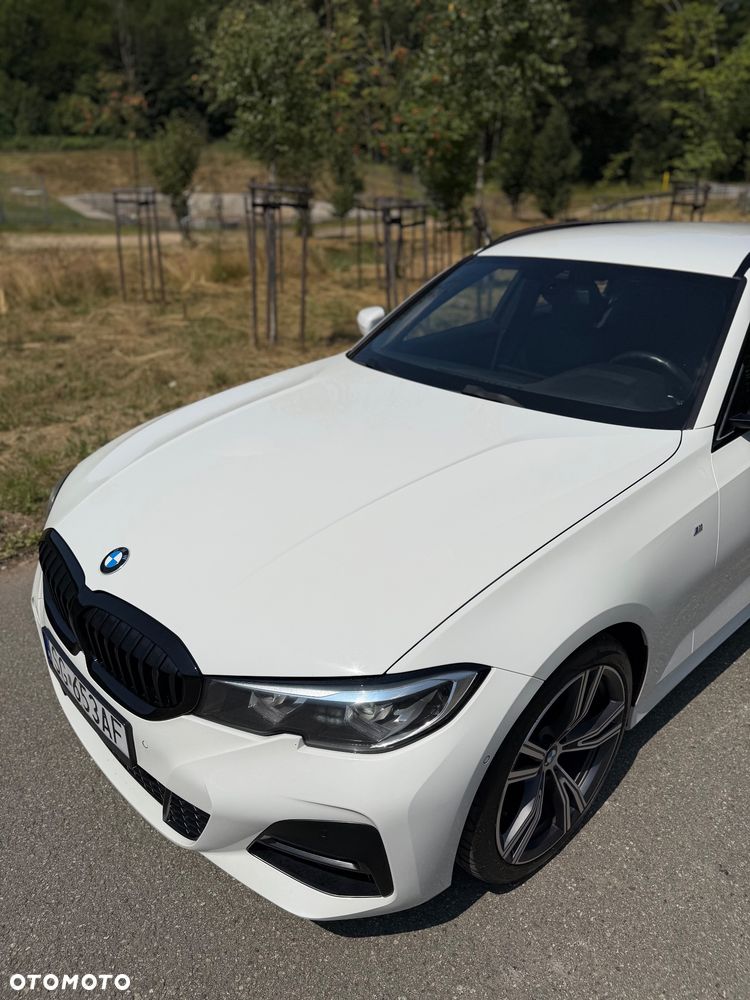 BMW Seria 3 320i M Sport - 13