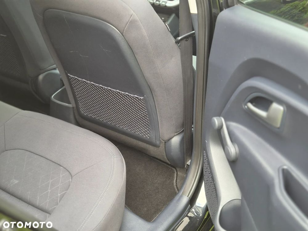 Kia Rio 1.2 Edition 7 - 14