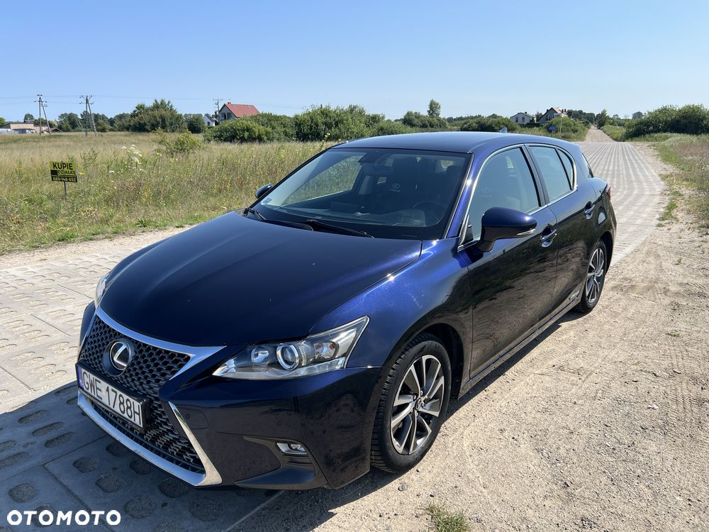 Lexus CT - 2