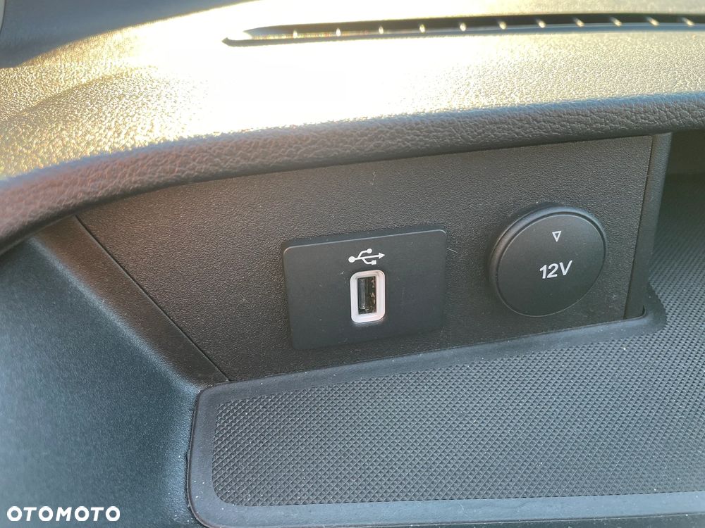 Ford Transit Custom Kombi 2.0 EcoBlue 320 L2H1 Trend M1 - 26