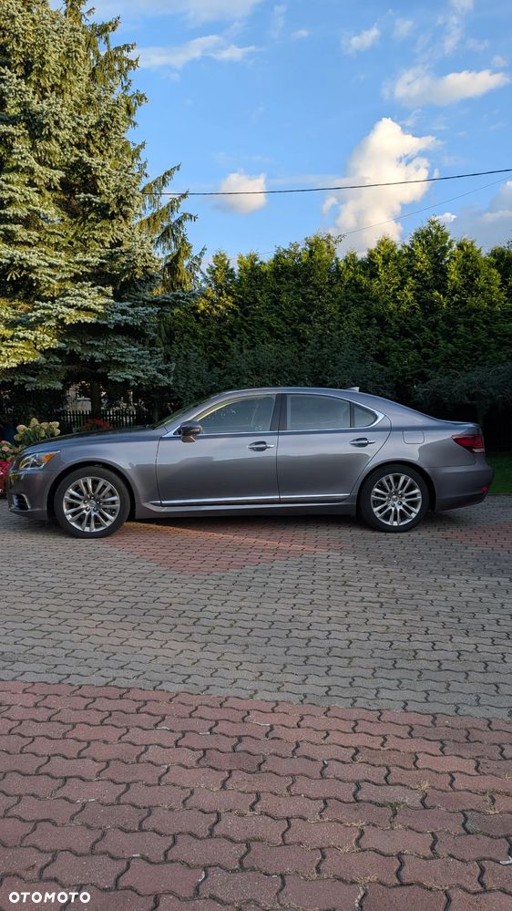Lexus LS 460 Elite AWD - 30