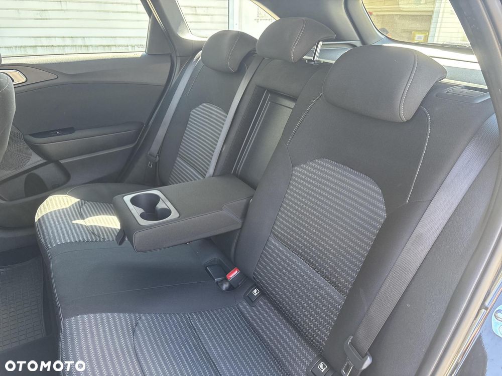 Kia Ceed 1.5 T-GDI M - 16