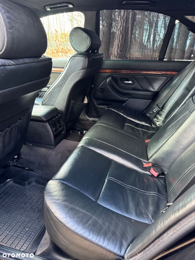 BMW Seria 5 520i - 15