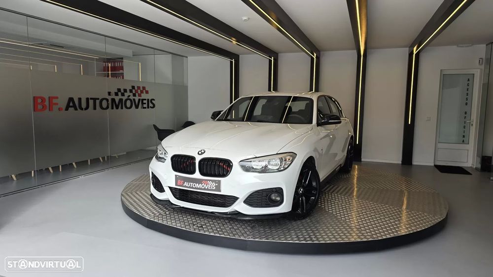 BMW 116 d Pack M - 11
