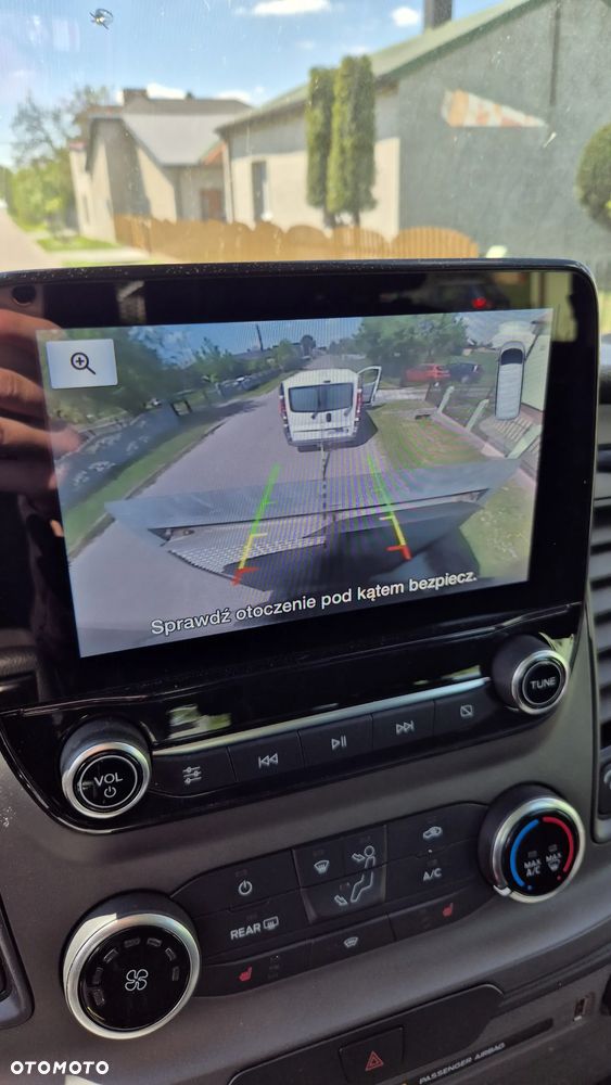 Ford Transit L2H2 VA Autm Trend - 17