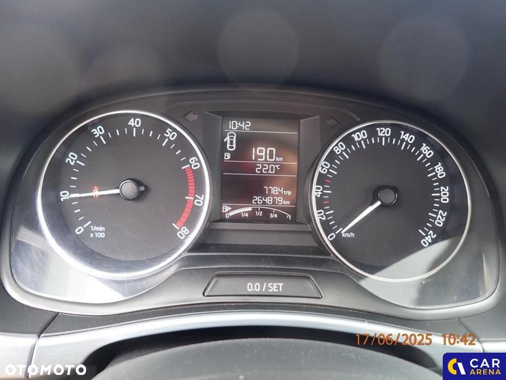 Skoda Fabia 1.0 Ambition - 8