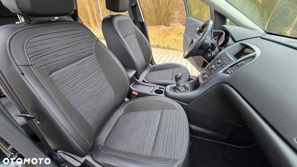 Opel Astra 1.4 T Sport EU6 - 16