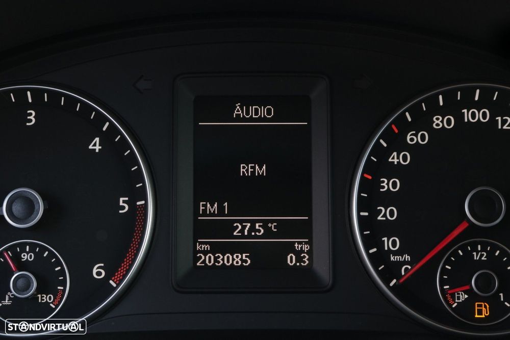 VW Touran 1.6 TDI BM Confortline 7L - 48