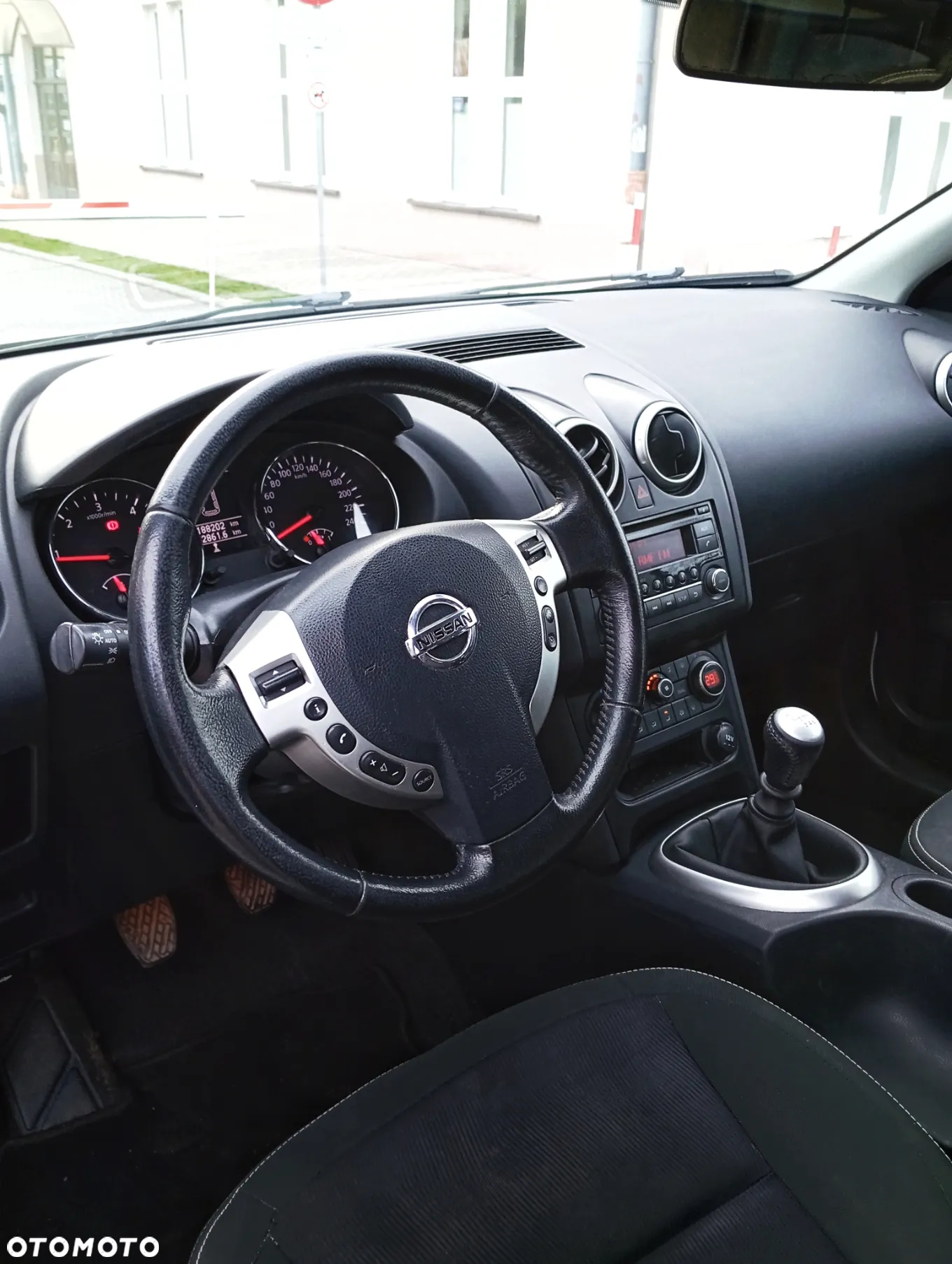 Nissan Qashqai 1.5 dCi 360 - 4