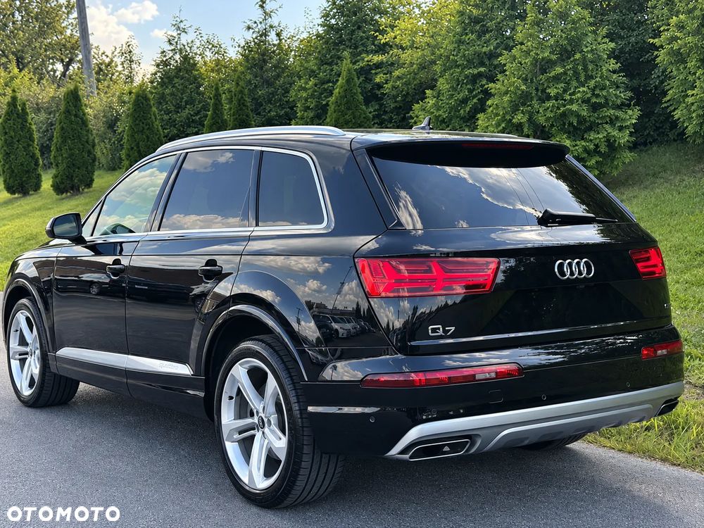 Audi Q7 2019 photo 3