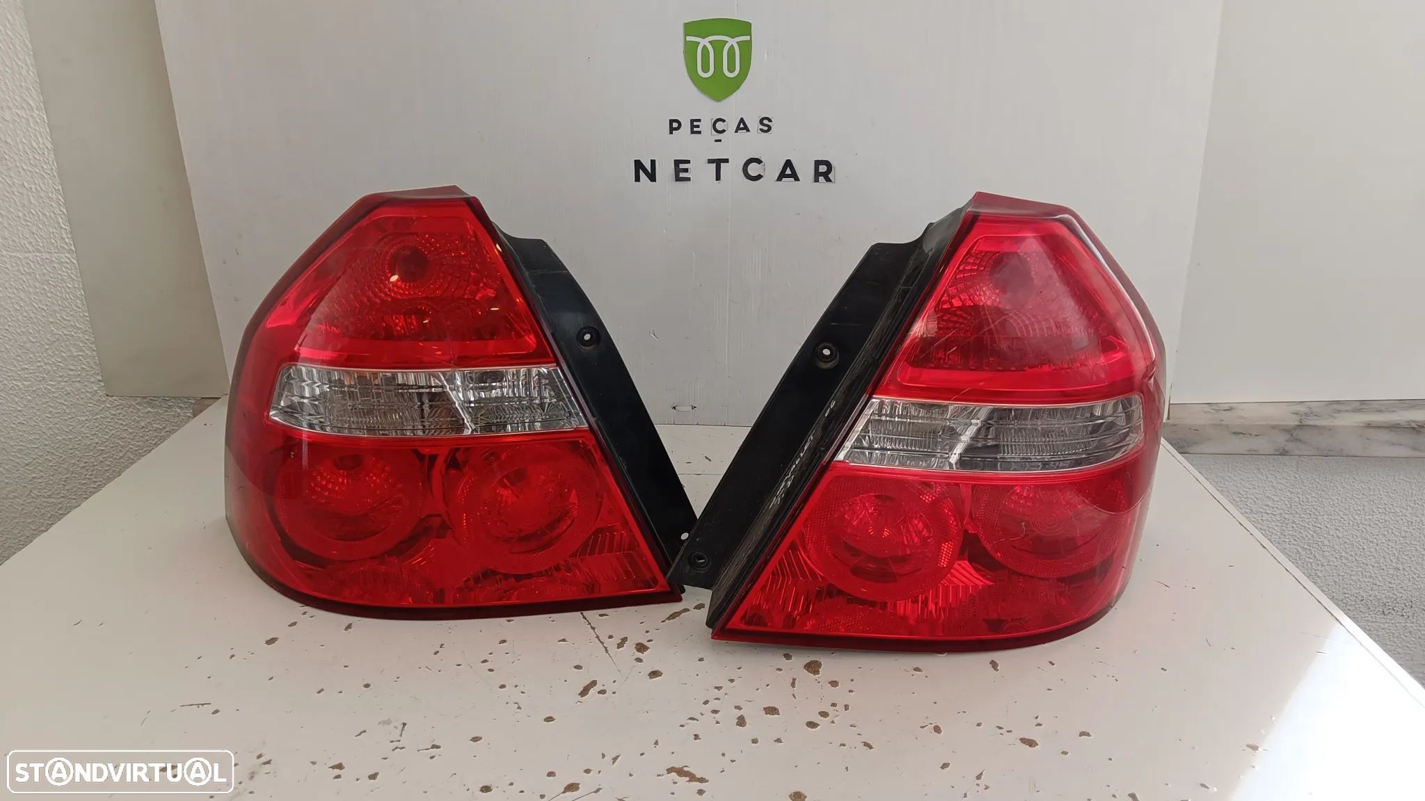 Farolim farol Chevrolet Aveo 4 portas 2006 - 1