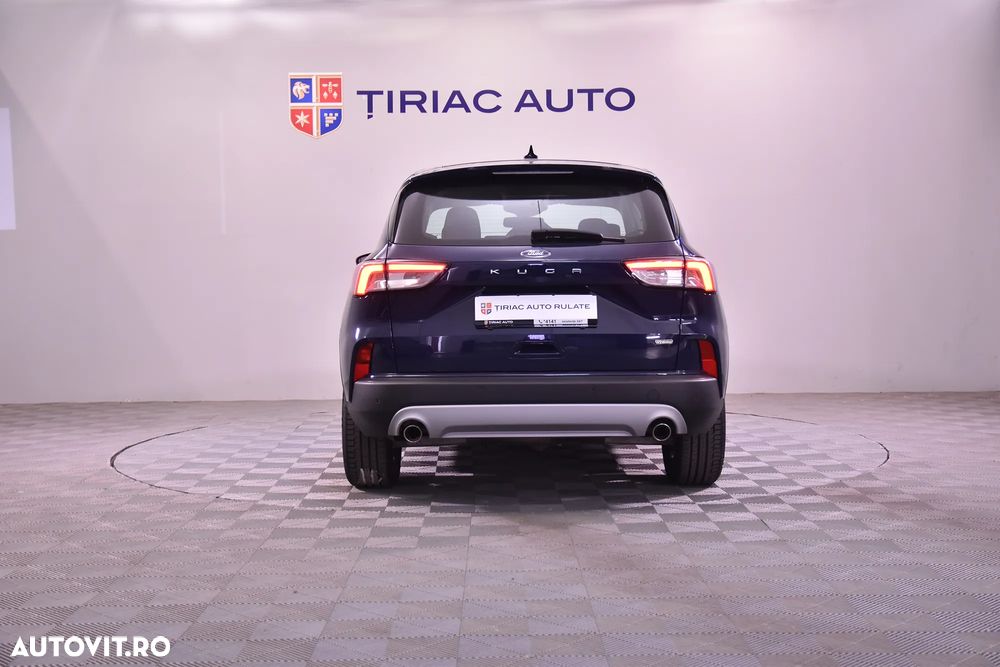 Ford Kuga - 4
