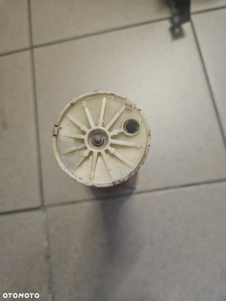 Pompa paliwa kaczka - 3