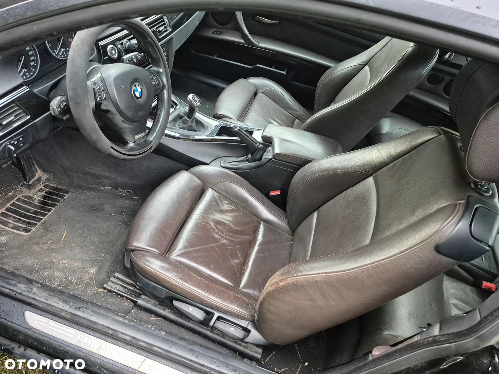 BMW Seria 3 320i - 5