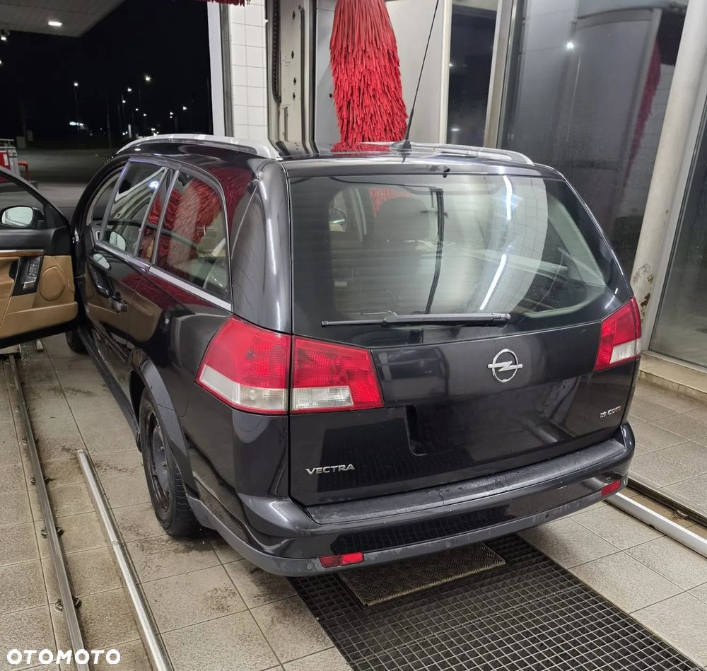 Opel Vectra 1.9 CDTI Cosmo - 9