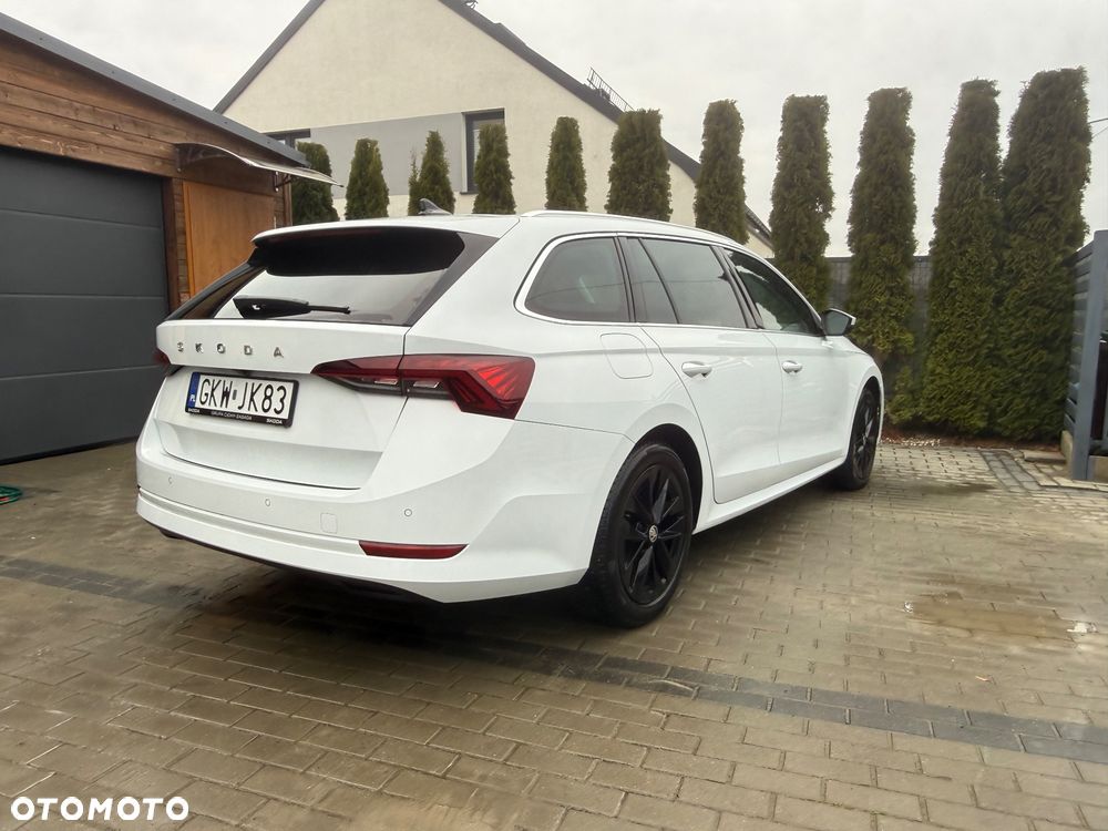 Skoda Octavia 2.0 TDI DSG Style - 4