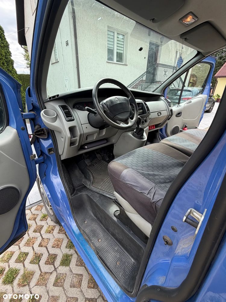 Renault TRAFIC - 15
