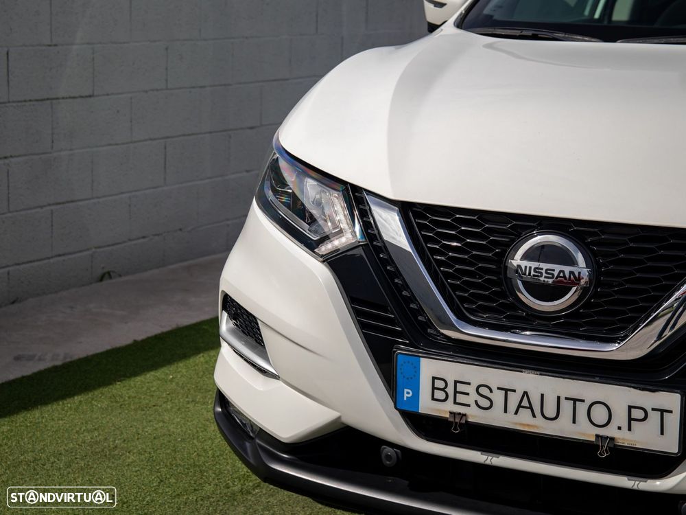 Nissan Qashqai 1.3 DIG-T N-Connecta J18 - 12