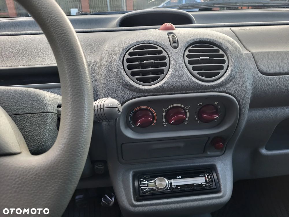 Renault Twingo 1.2 Plus - 9