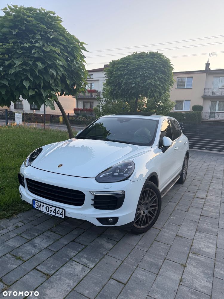 Porsche Cayenne Platinum Edition - 1