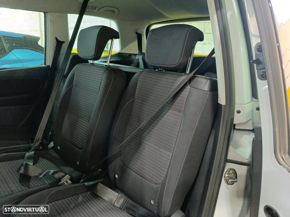 SEAT Alhambra 2.0 TDI Xcellence DSG - 9