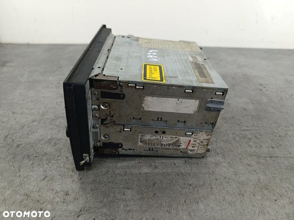 RADIO NAWIGACJA FABRYCZNA AUDI A4 B6 3.0 V6 - 5