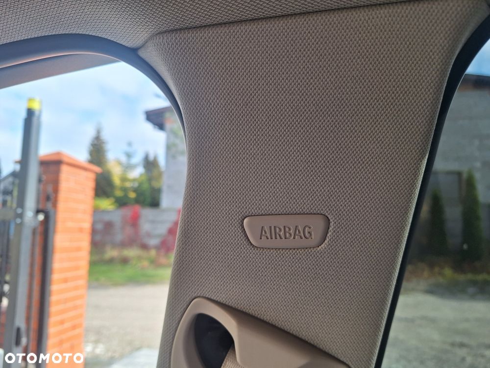 BMW Seria 3 320i Advantage sport - 21