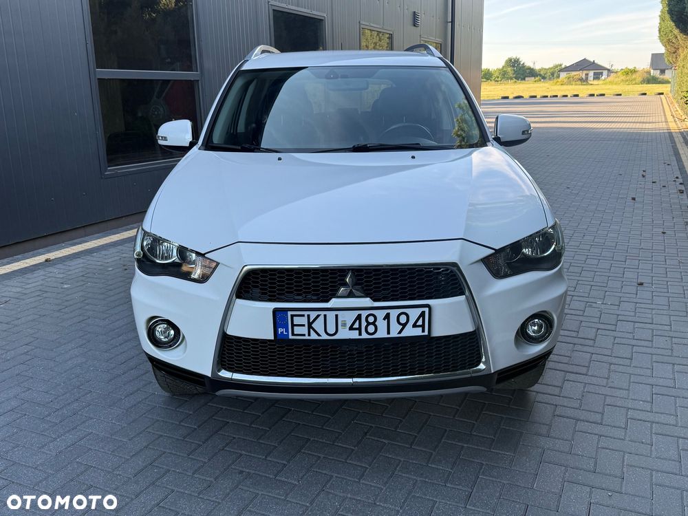 Mitsubishi Outlander 2.0 2WD Inform - 18