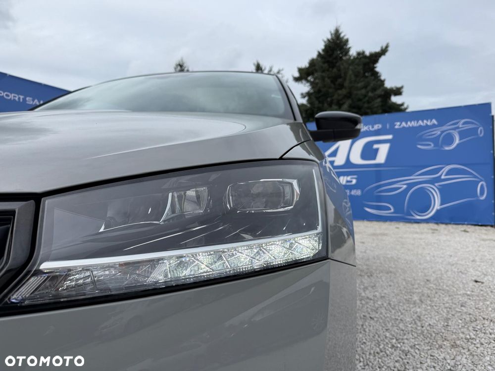 Skoda Fabia 1.0 TSI Monte Carlo - 10