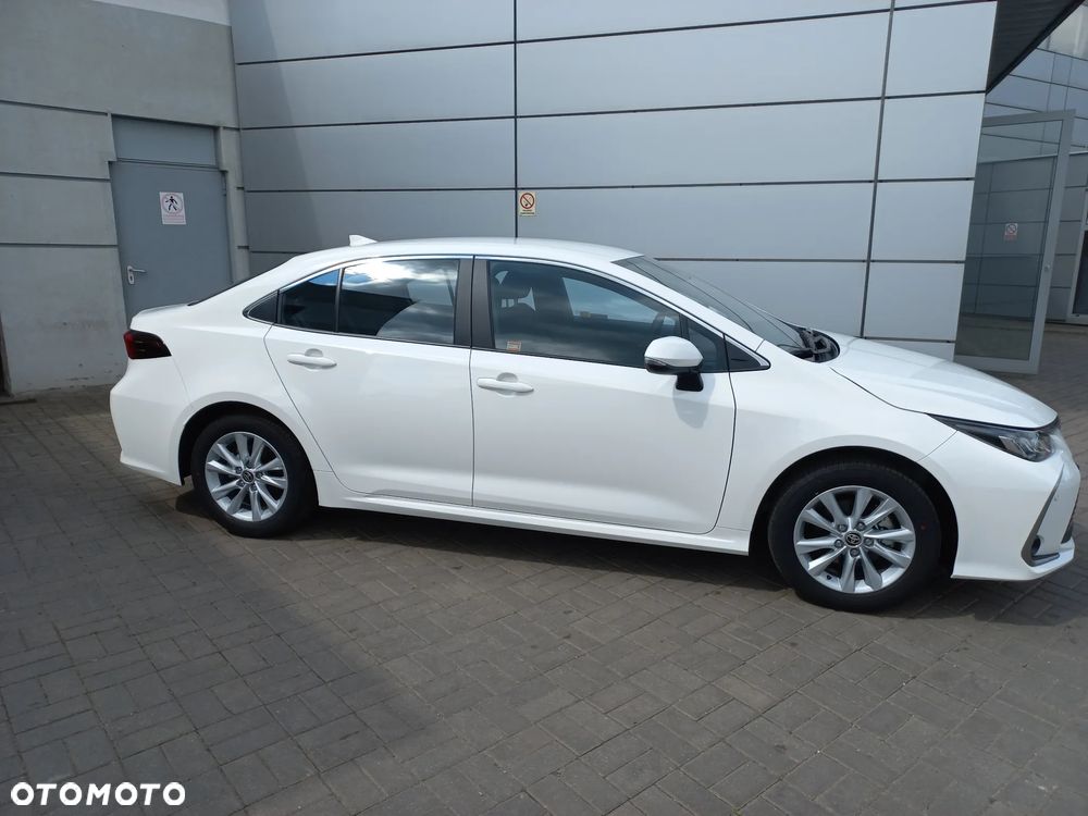 Toyota Corolla - 2
