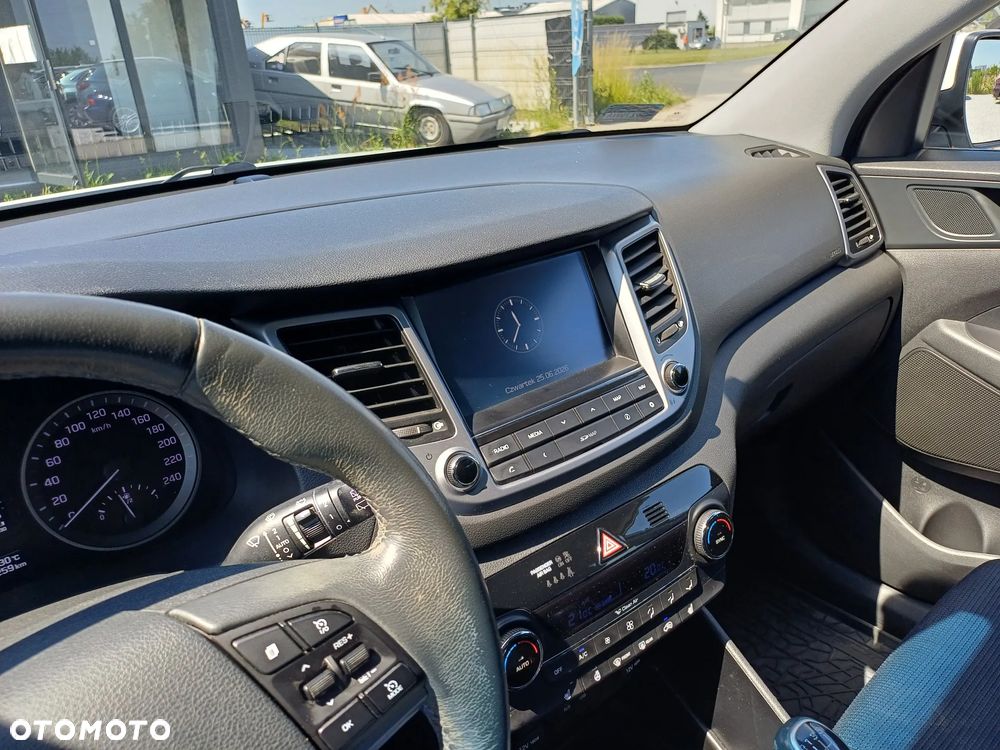 Hyundai Tucson 2.0 CRDI Premium 4WD - 21
