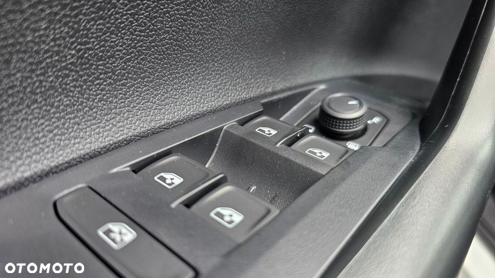 Volkswagen Polo - 16