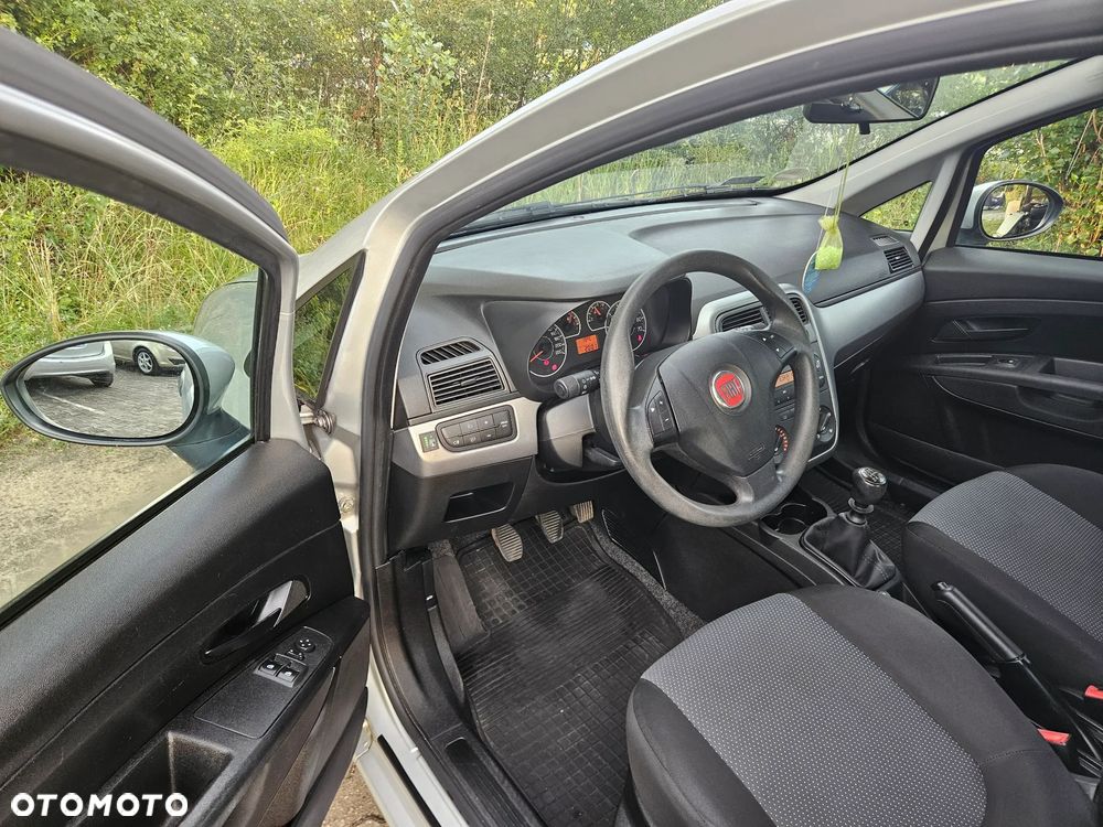 Fiat Punto - 10