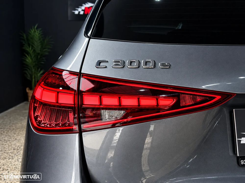 Mercedes-Benz C 300 e AMG Line - 8