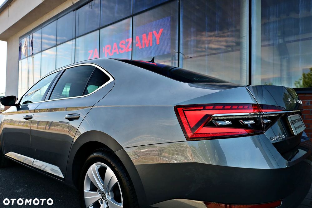 Skoda Superb 2.0 TSI Style DSG - 9