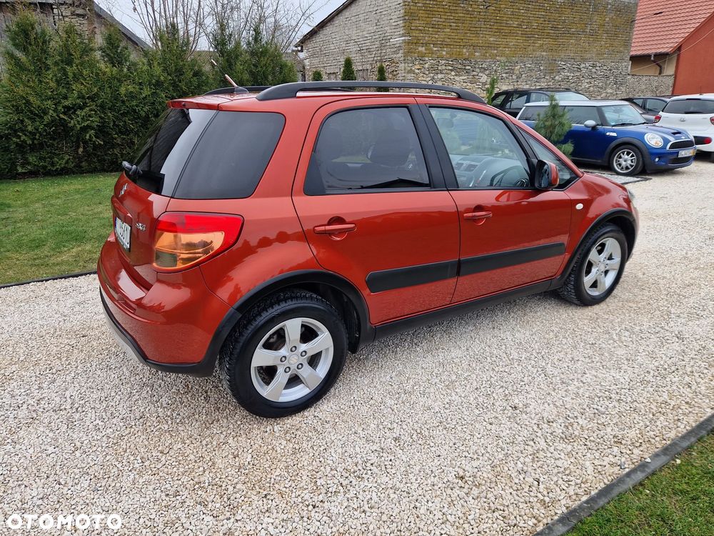 Suzuki SX4 1.6 VVT Streetline 4x2 Club - 20
