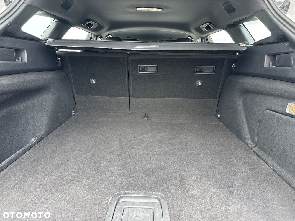 Toyota Corolla 2.0 Hybrid Comfort - 14