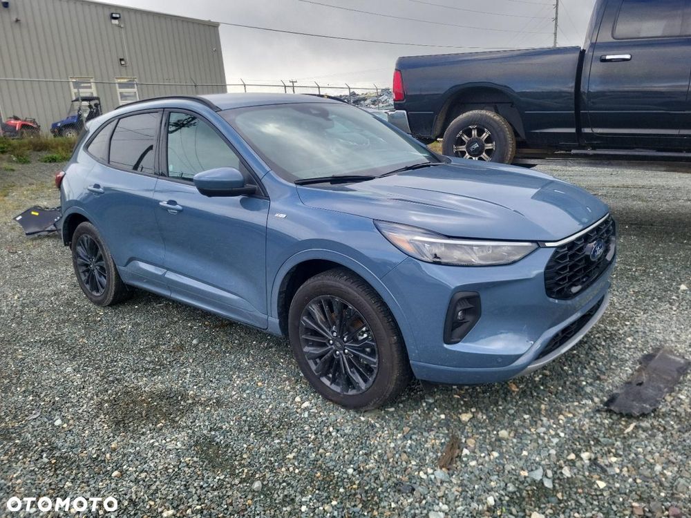 Ford Escape - 2