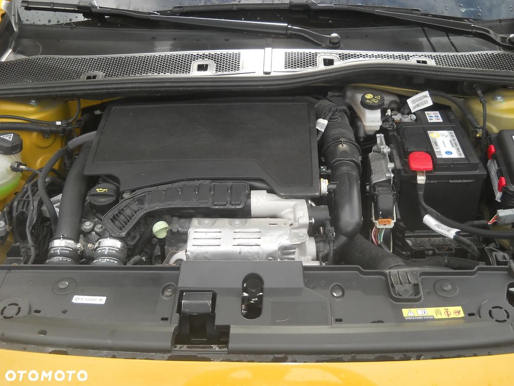 Peugeot 208 1.2 PureTech Allure Pack S&S - 12
