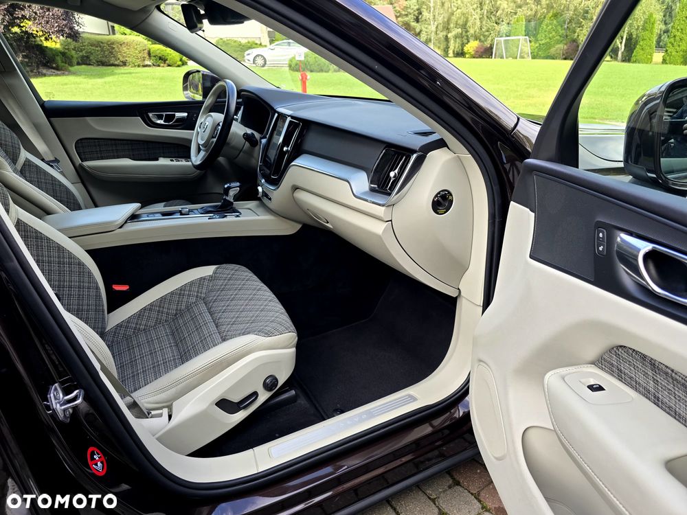 Volvo XC 60 - 37