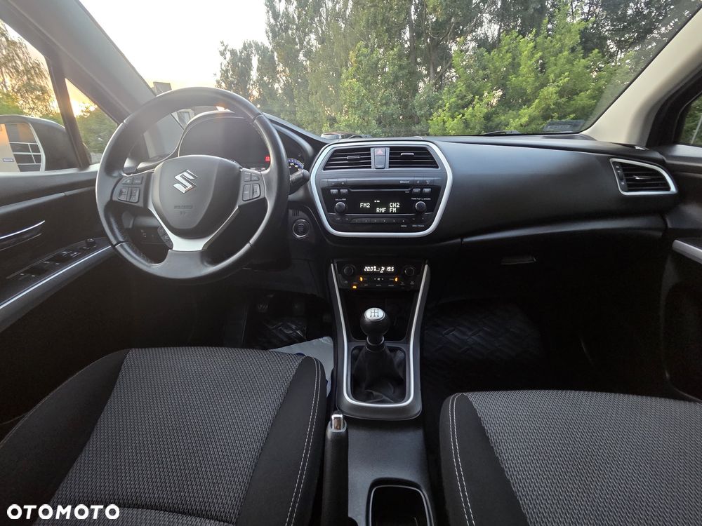 Suzuki SX4 S-Cross 1.6 XLED - 11