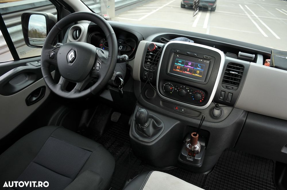 Renault Trafic ENERGY Grand Combi Expression - 8