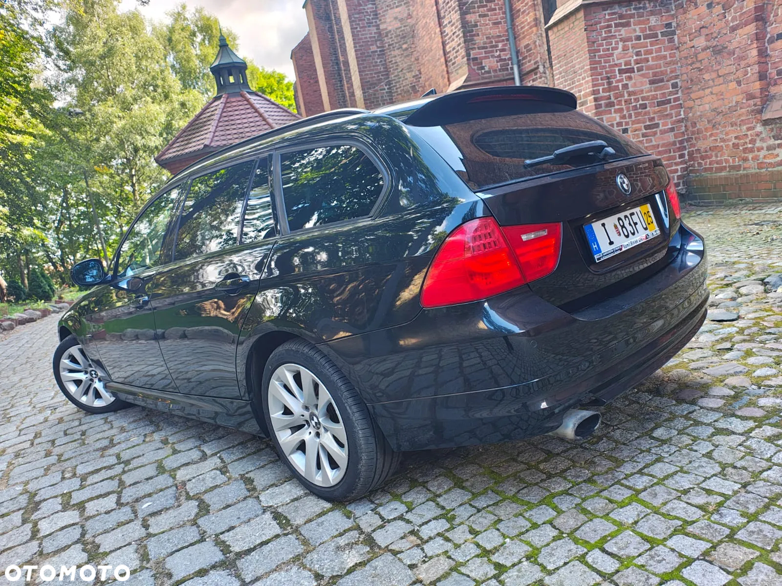BMW Seria 3 318i Touring - 4