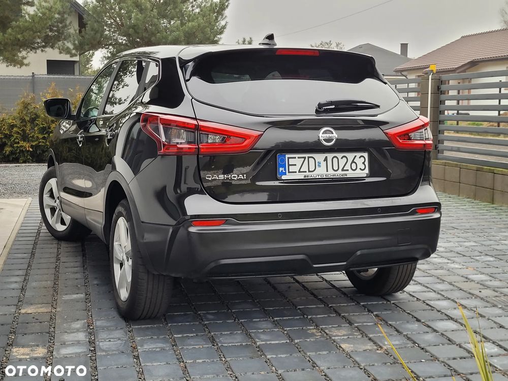 Nissan Qashqai 1.2 DIG-T N-Connecta - 4