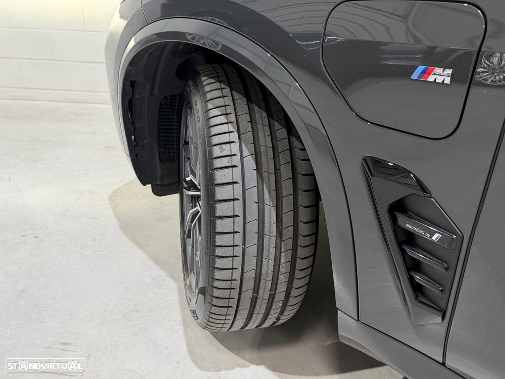 BMW X5 50 e xDrive Edição Desportiva M - 44