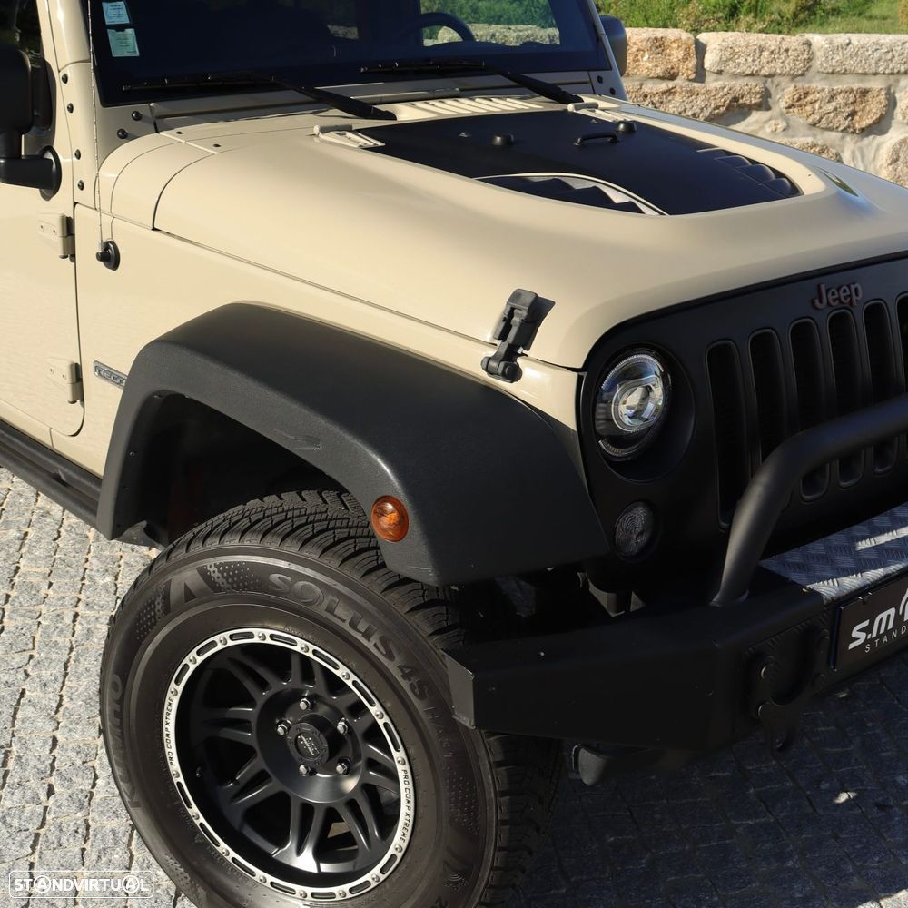 Jeep Wrangler Unlimited - 14