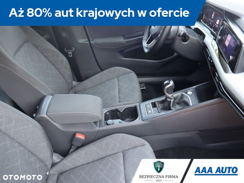 Volkswagen Golf - 10