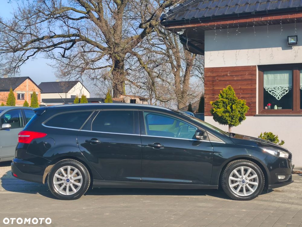 Ford Focus 1.0 EcoBoost STart-Stopp-System TITANIUM - 25