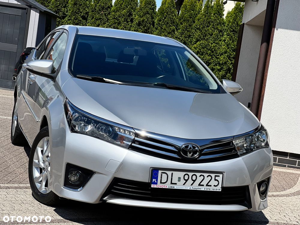 Toyota Corolla 1.6 Premium - 27